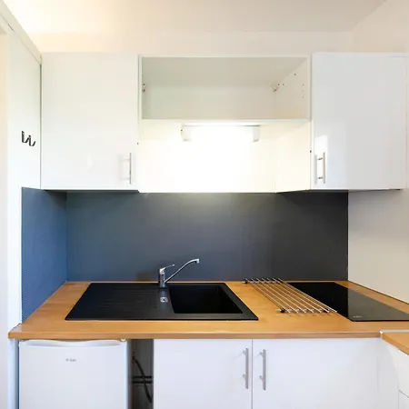 Appartement Les Mimosas - 02 *